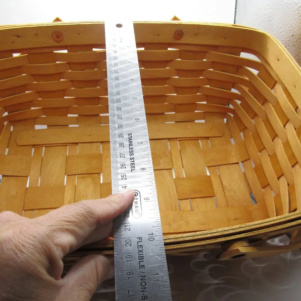 Longaberger Basket with Liner and Protector - Picture 12 of 13